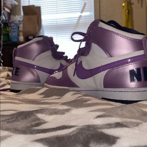 purple nikes